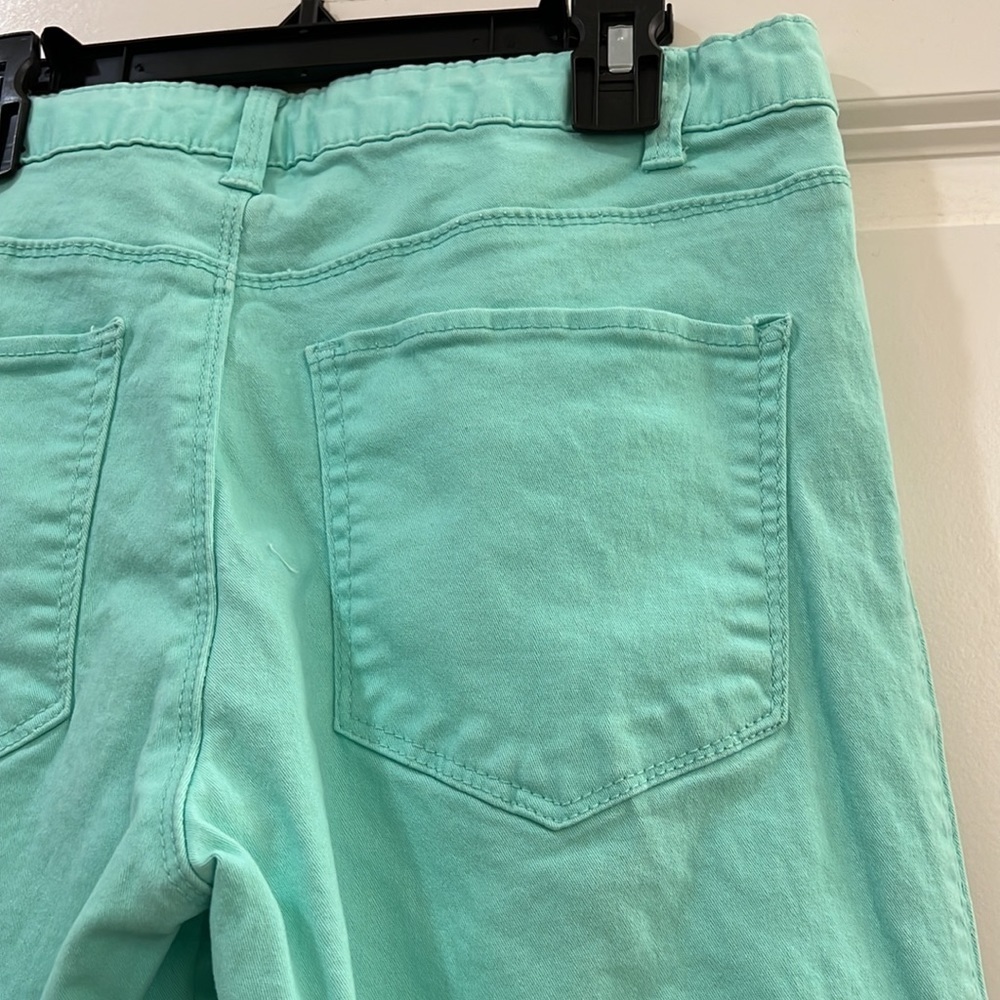 Celebrity Gold ladies capris - Picture 6 of 8